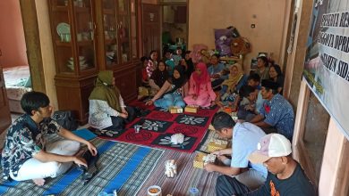 Photo of Banyak Warga Belum Miliki Dokumen Kependudukan, Ely Walimah Siap Advokasi Sampai Dinas
